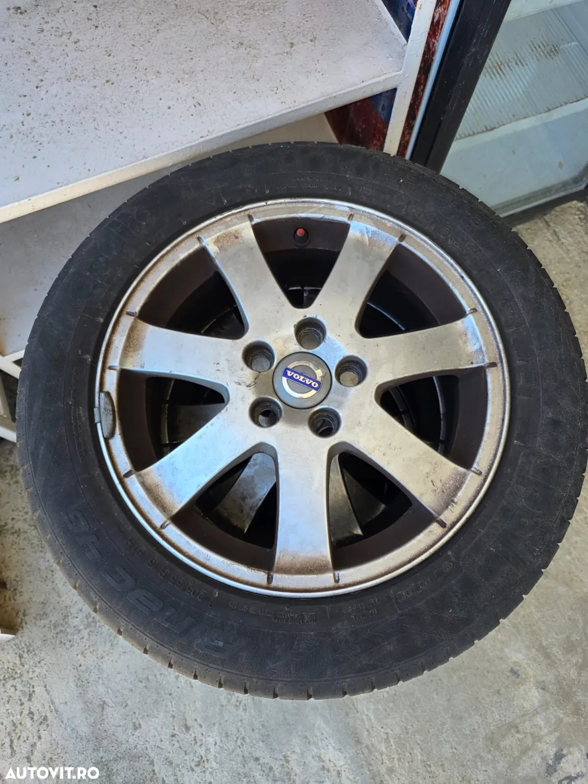 Volvo C30 1.6D - 11