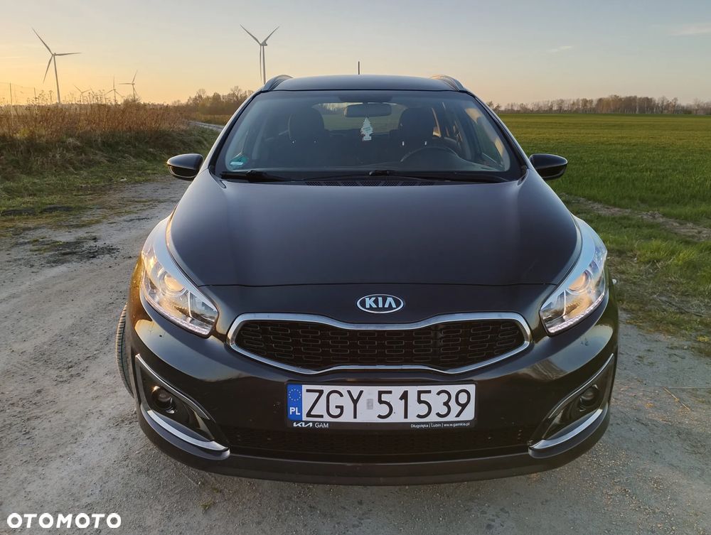Kia Ceed 1.6 CRDi L Business Line - 2