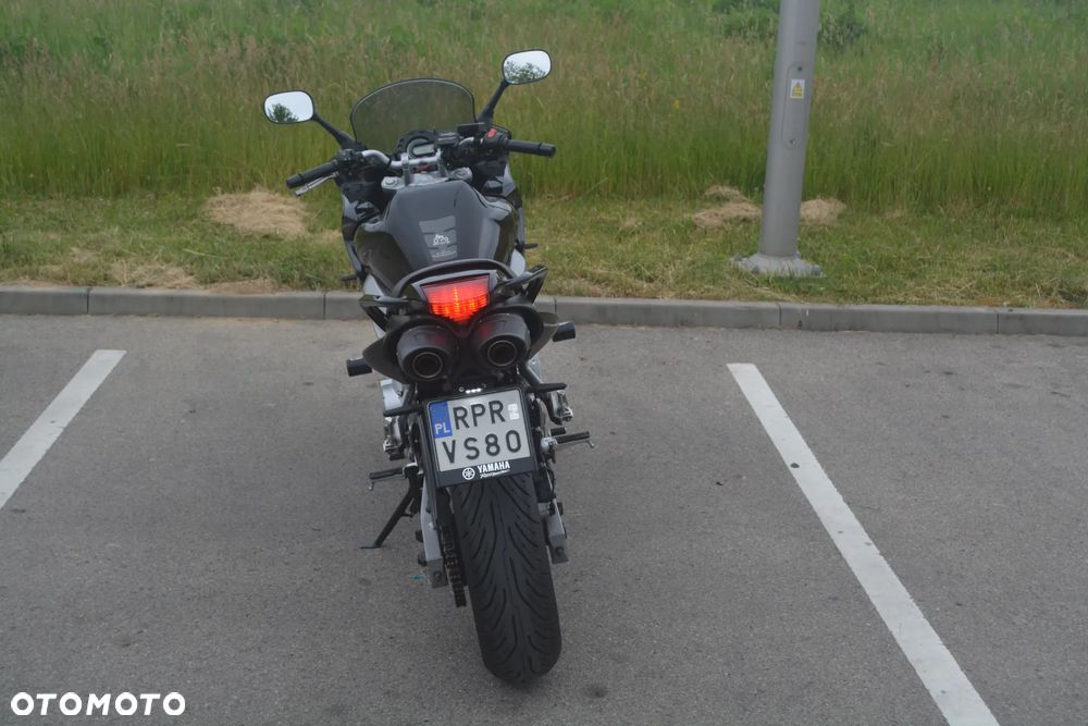 Yamaha FZ6 - 12