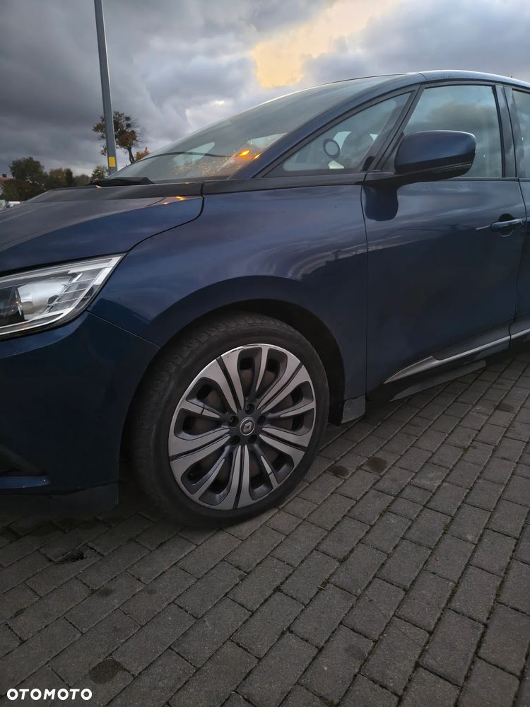 Renault Scenic - 15