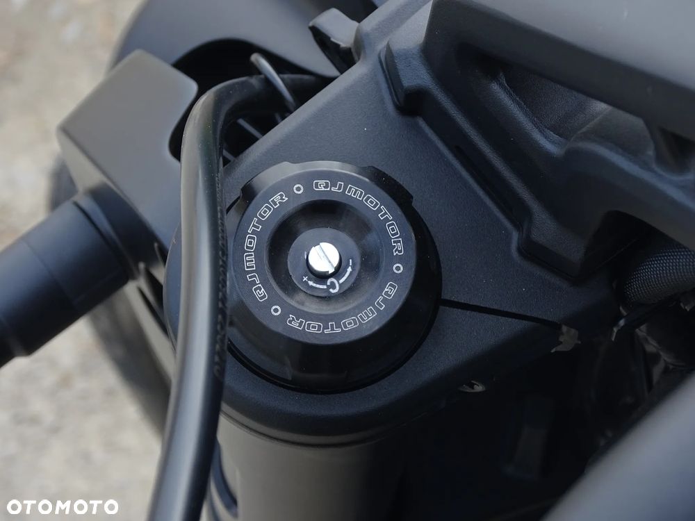 QJMOTOR SRV 600V - 17