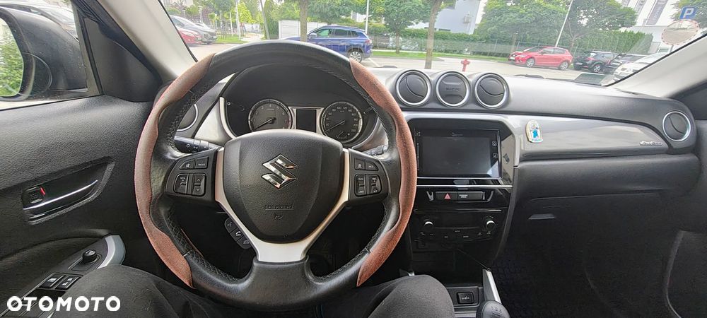 Suzuki Vitara 1.6 Comfort 4WD - 12