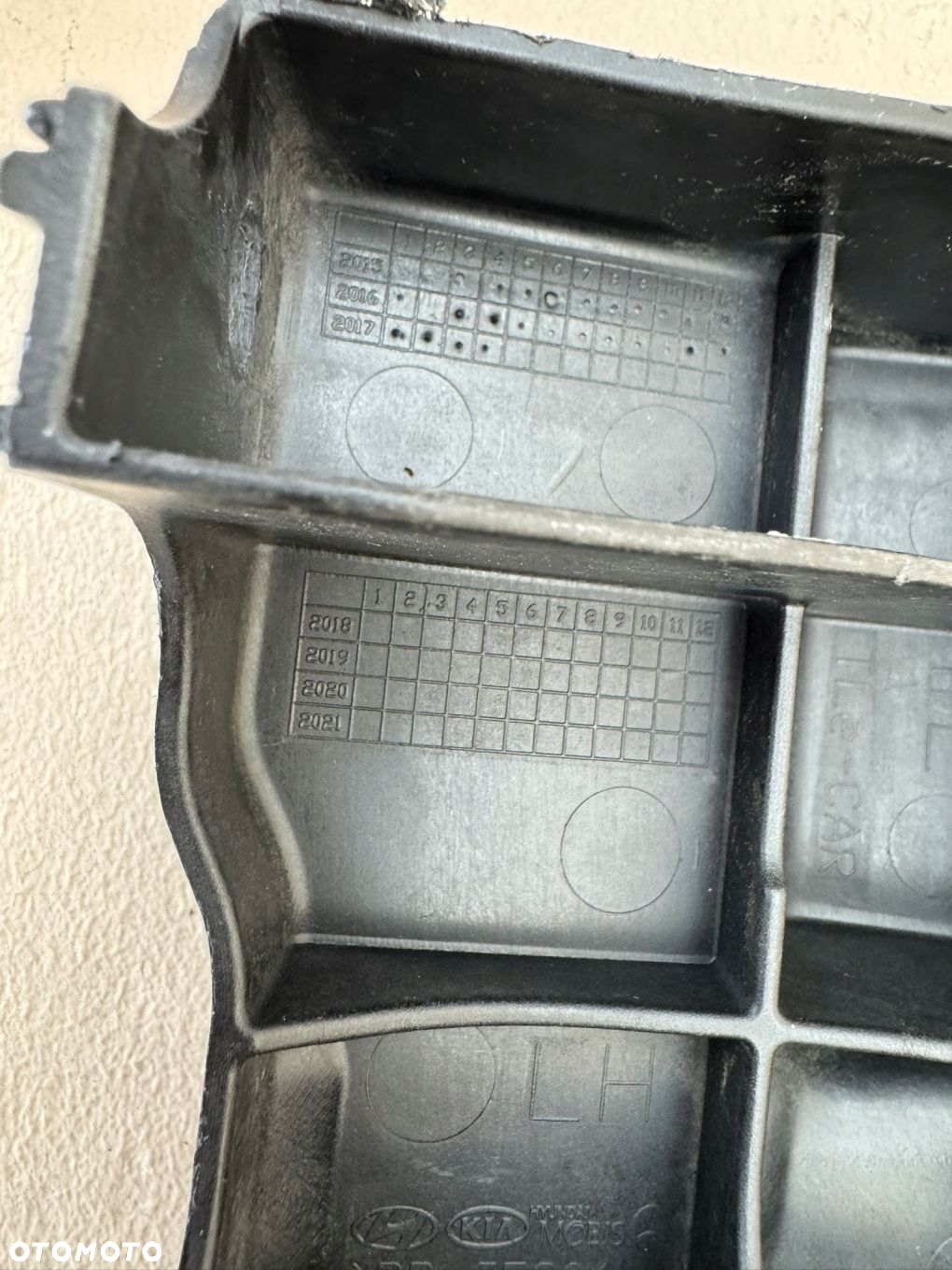 HYUNDAI TUCSON 3 III 15-20R ŚLIZG MOCOWANIE ZDERZAKA LEWY PRZÓD 86551-D7000 - 13