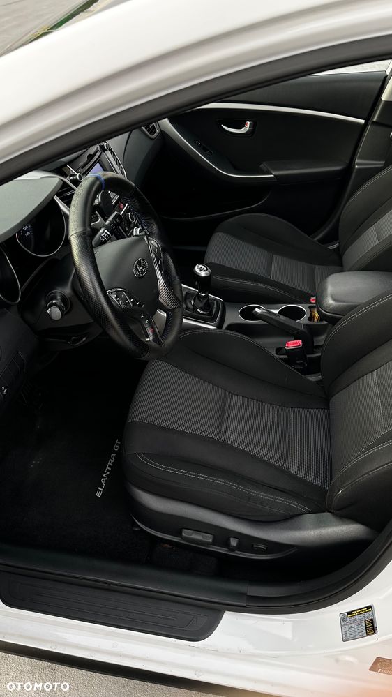 Hyundai i30 - 21