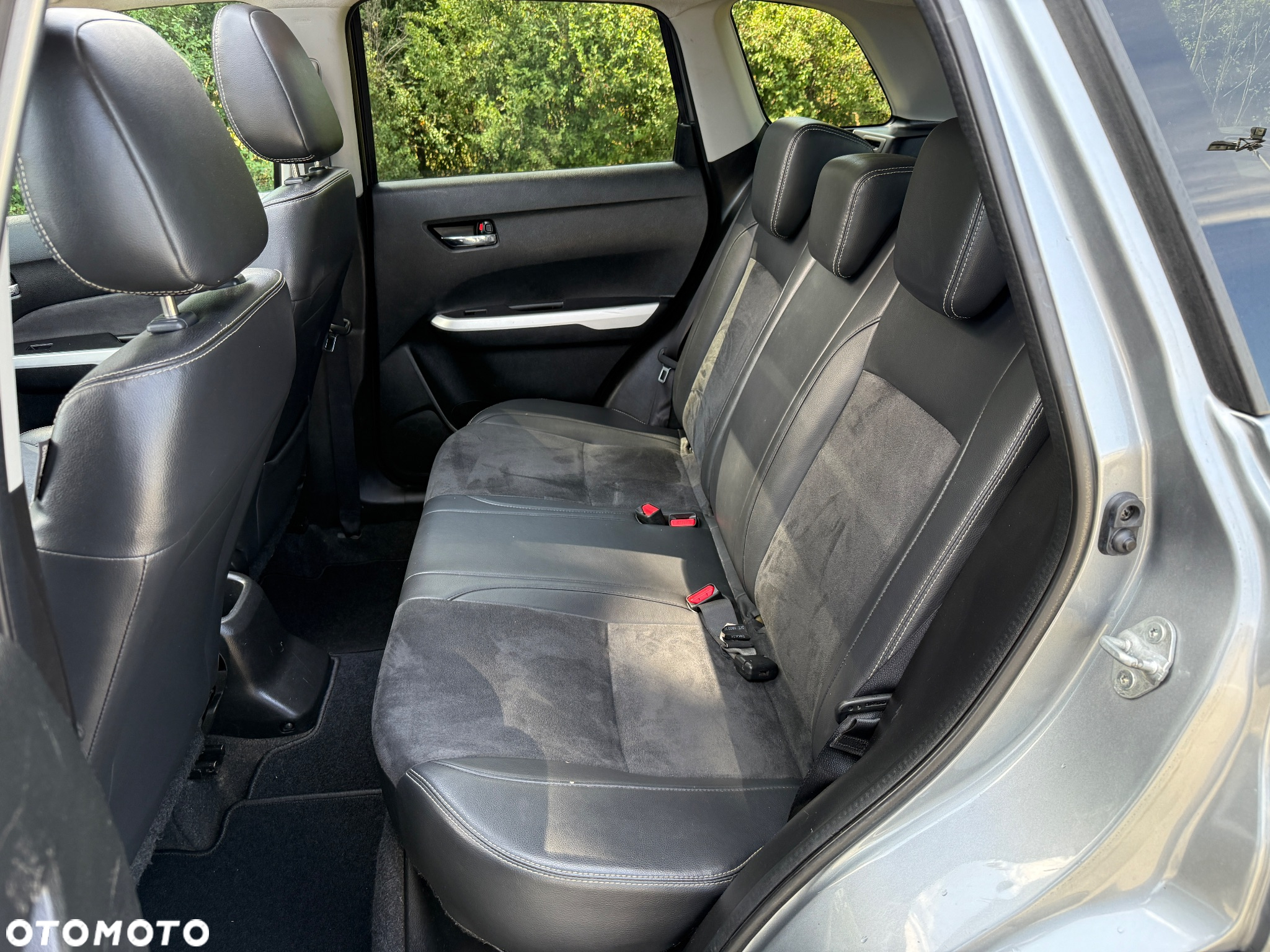Suzuki Vitara 1.6 Premium 4WD - 23
