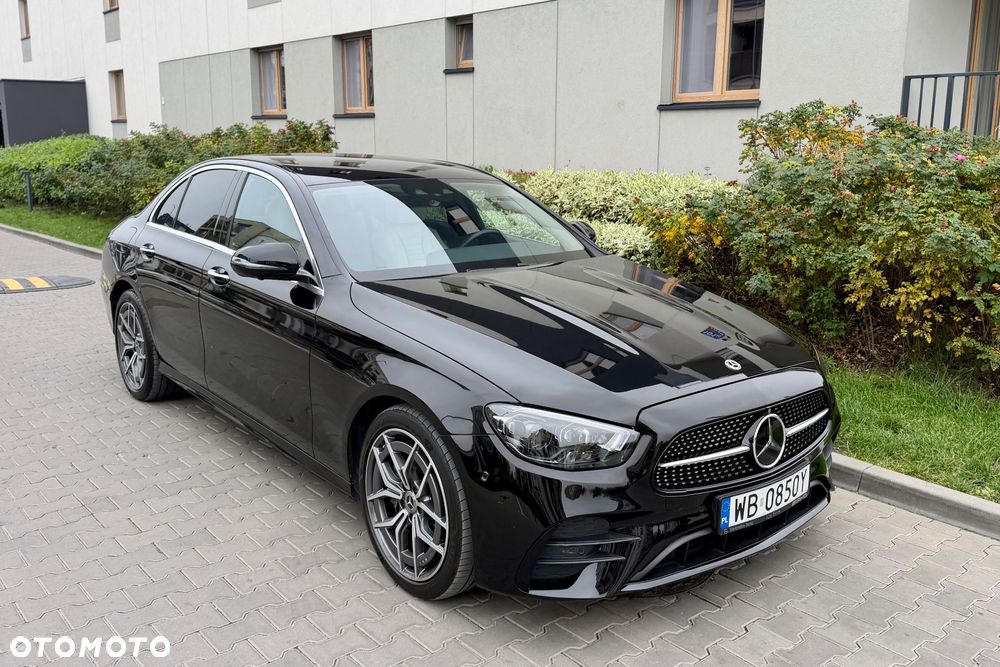 Mercedes-Benz E-Class 2023 photo 3
