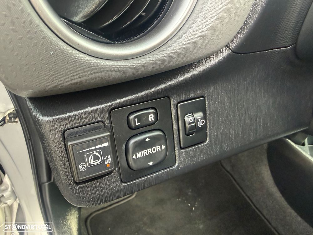 Toyota Yaris 1.0 VVT-i ACtive+AC - 14