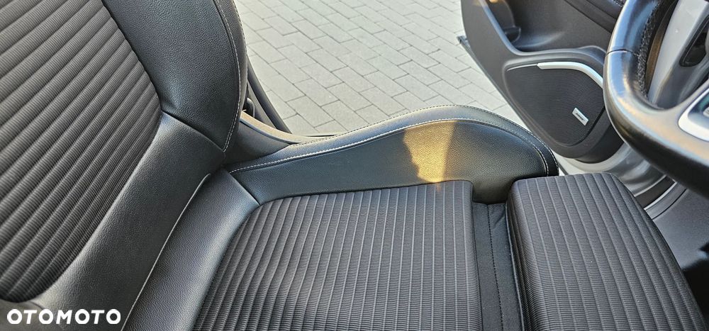 Renault Scenic 1.7 Blue dCi Bose EDC - 15