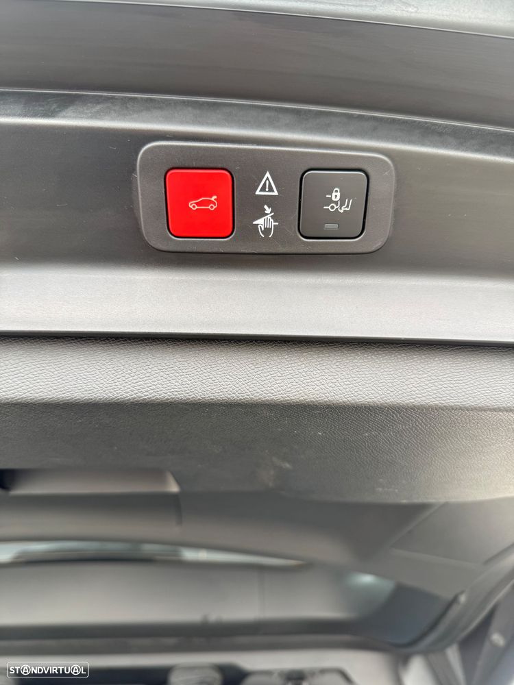 Peugeot 5008 - 17