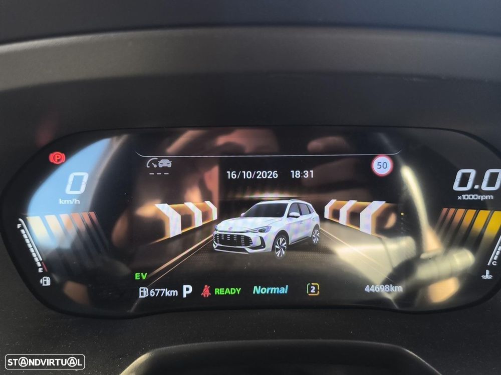 MG ZS 1.5 Hybrid+ Luxury - 13