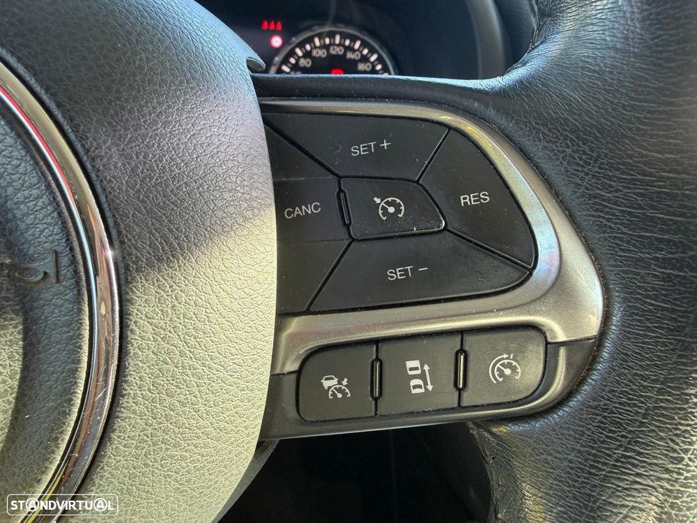 Jeep Renegade 1.6 MJD Limited DCT - 34