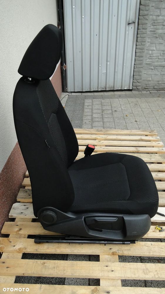 VW PASSAT B7 FOTEL PRAWY PASAŻERA EUROPA - 5