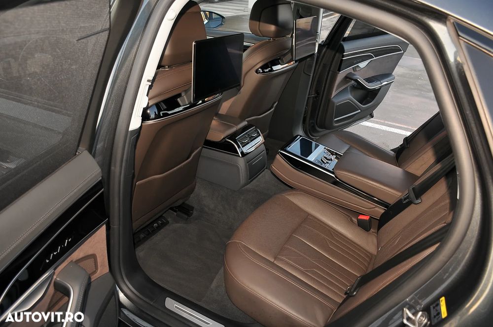 Audi A8 - 18