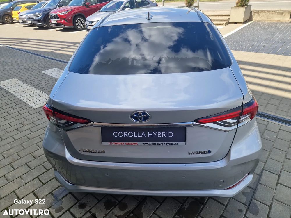 Toyota Corolla 1.8 HSD Business - 8