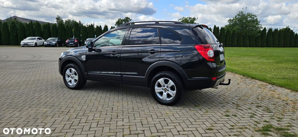 Chevrolet Captiva 2.0 2WD 7 Sitzer LS Family Edition - 9