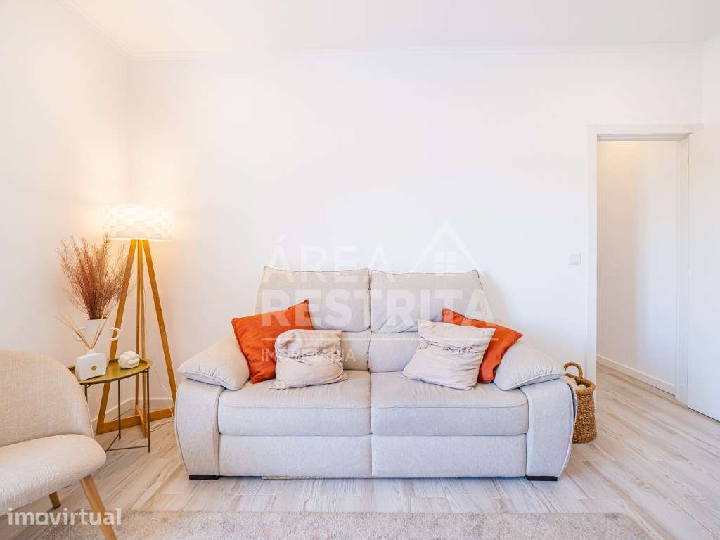 Apartamento T2 com suite, totalmente remodelado situado em Alhos Ve... - Grande imagem: 4/49