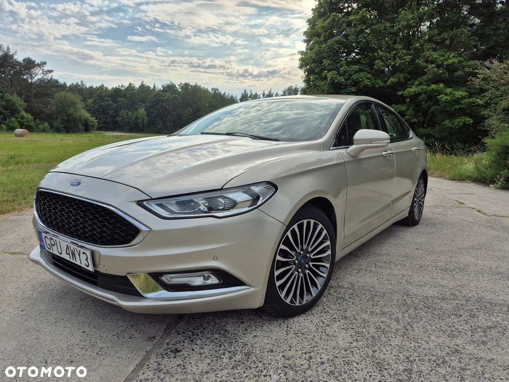 Ford Fusion - 10
