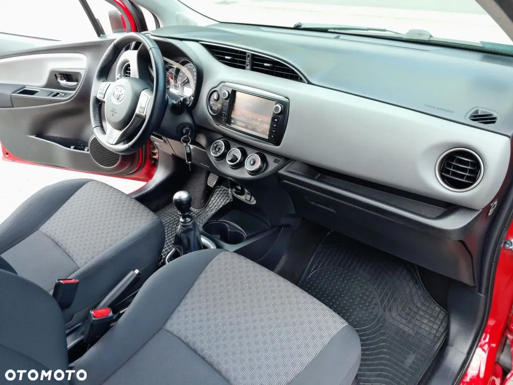 Toyota Yaris 1.33 Premium EU6 - 9