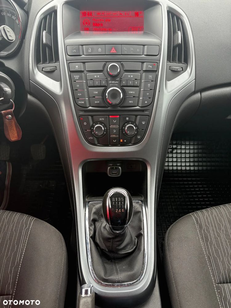 Opel Astra 1.4 T Sport - 14