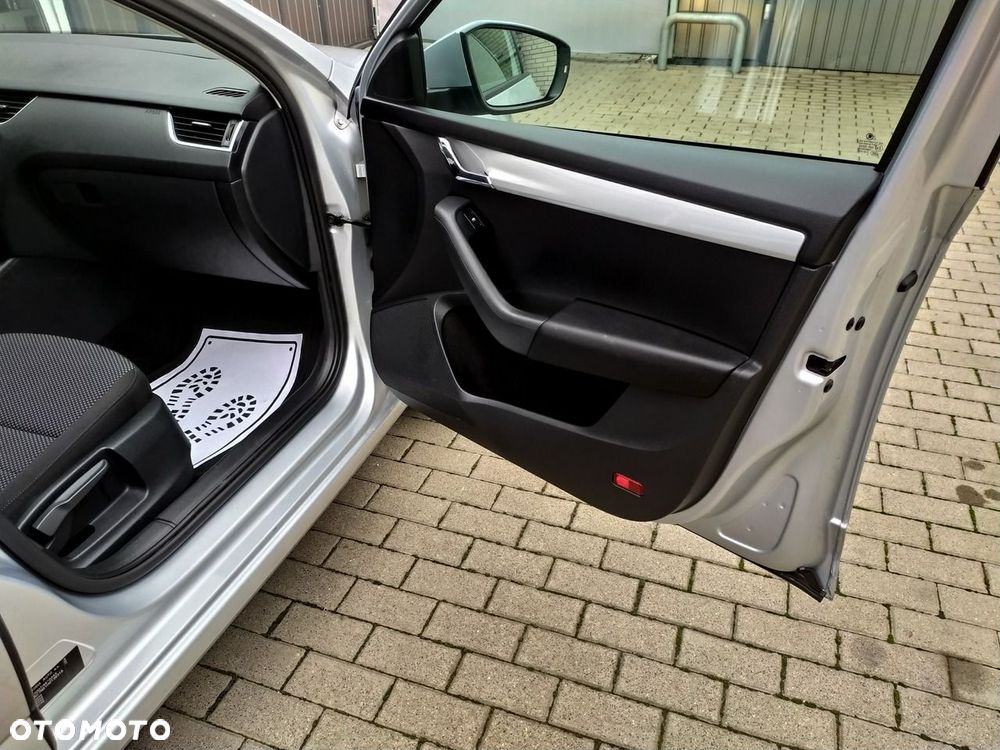 Skoda Octavia 1.4 TSI Ambition - 25