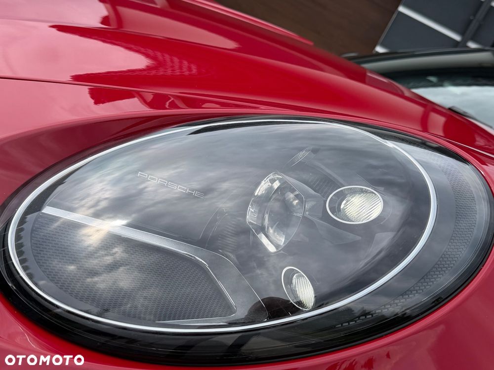 Porsche 911 Carrera S - 18