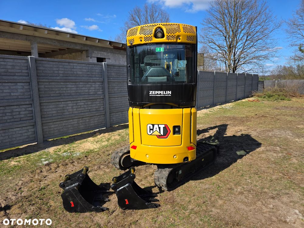 Caterpillar 301.8 (500 mth) jak nowa! 2023 ROK / 3 łyżki / rozsuwane podwozie - 18