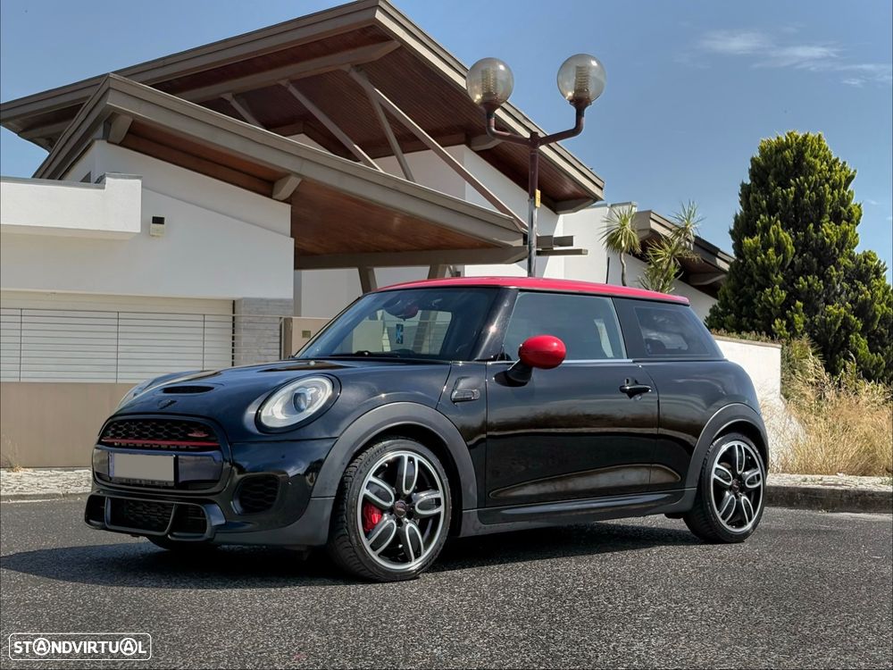MINI 3 Portas John Cooper Works Sport Aut. - 1