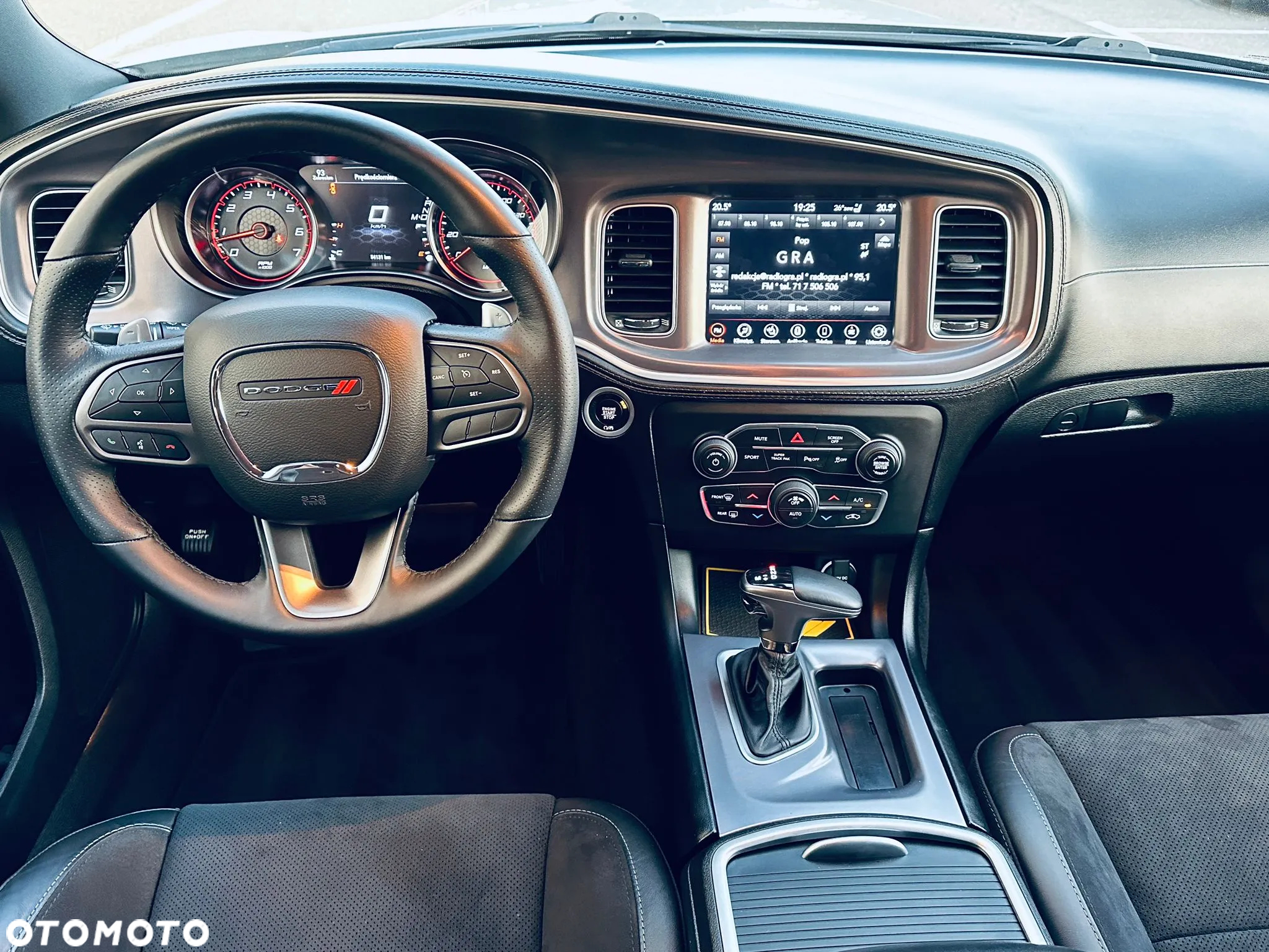 Dodge Charger 5.7 R/T - 10