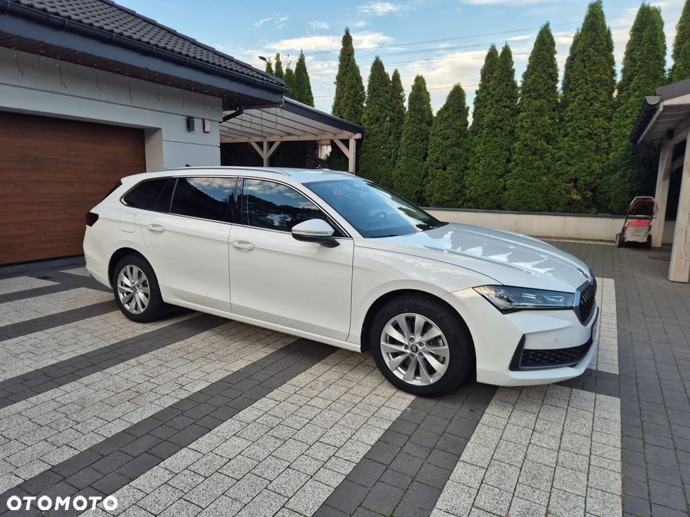 Skoda Superb 2.0 TDI SCR 4x4 Essence DSG - 20