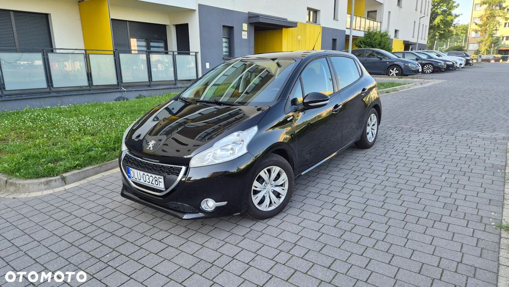 Peugeot 208 1.2 PureTech Style - 1