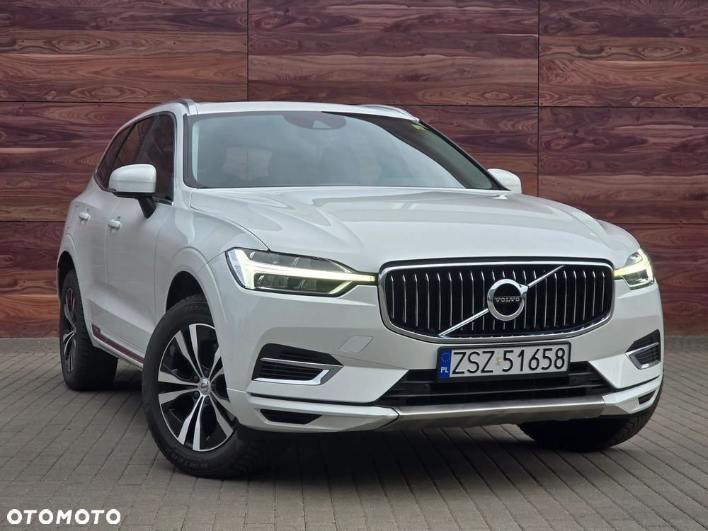 Volvo XC 60 T6 AWD Plug-In Hybrid Inscription - 19