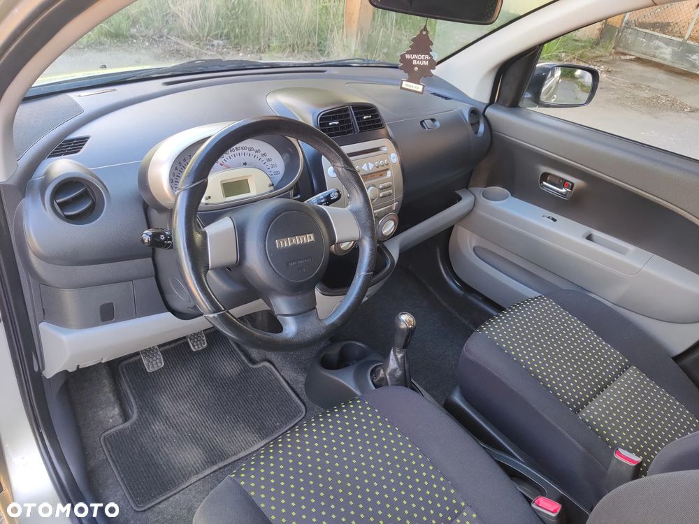 Daihatsu Sirion 1.3 Top S - 19