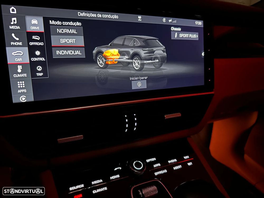 Porsche Cayenne S Tiptronic S - 39