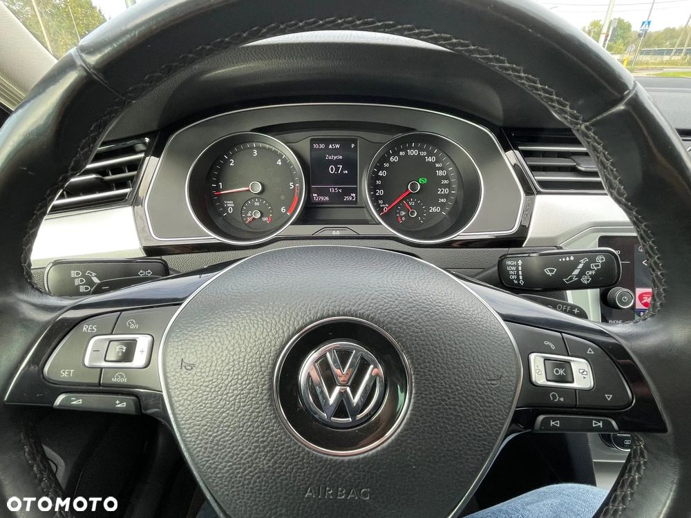 Volkswagen Passat 2.0 TDI (BlueMotion Technology) DSG Comfortline - 26