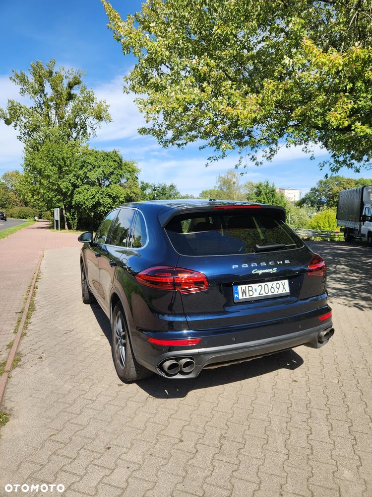 Porsche Cayenne S E-Hybrid - 16