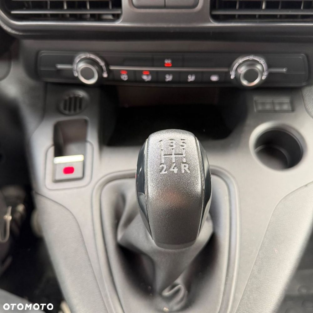 Opel Combo - 19