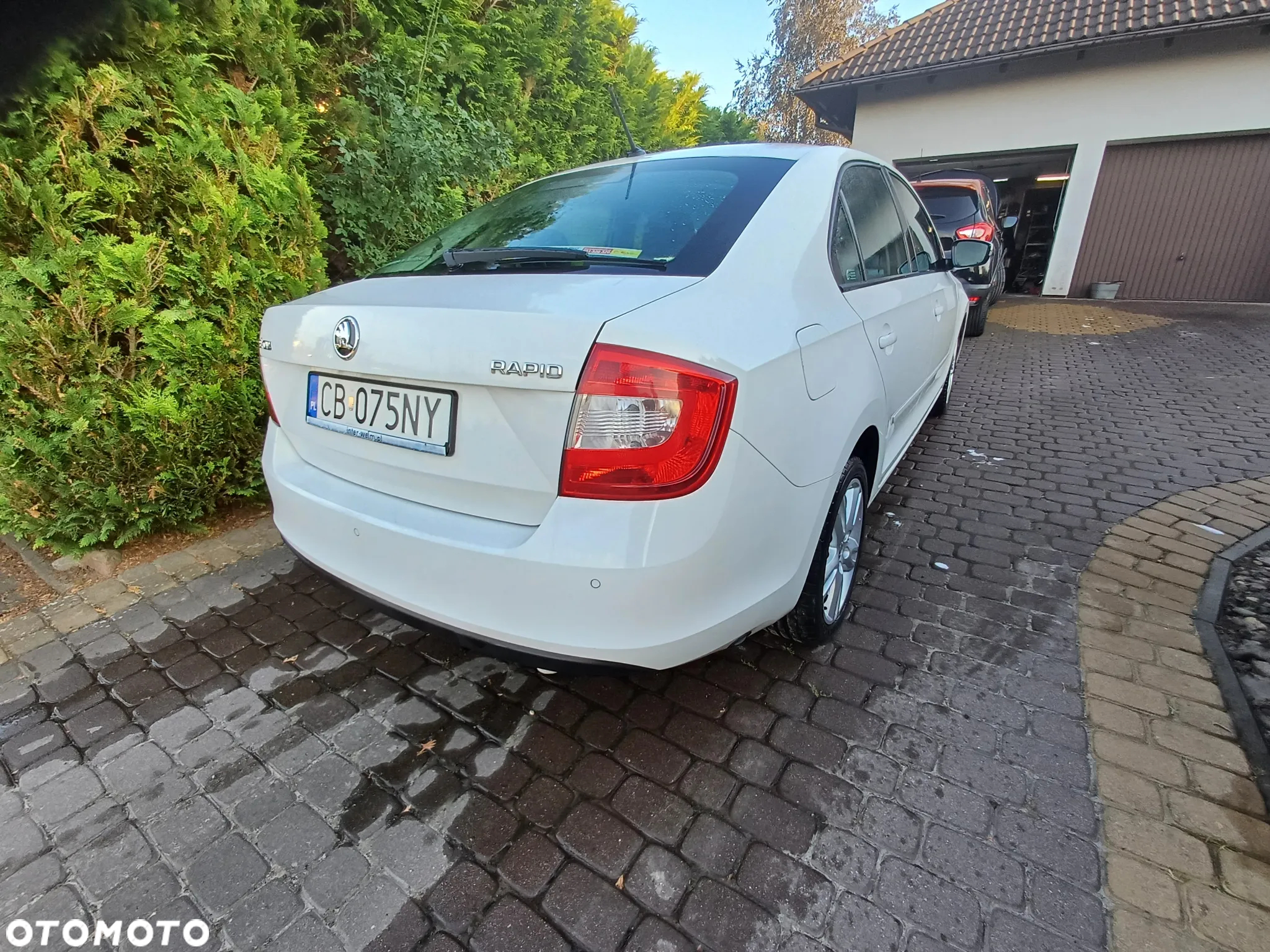 Skoda RAPID 1.2 TSI Active - 6