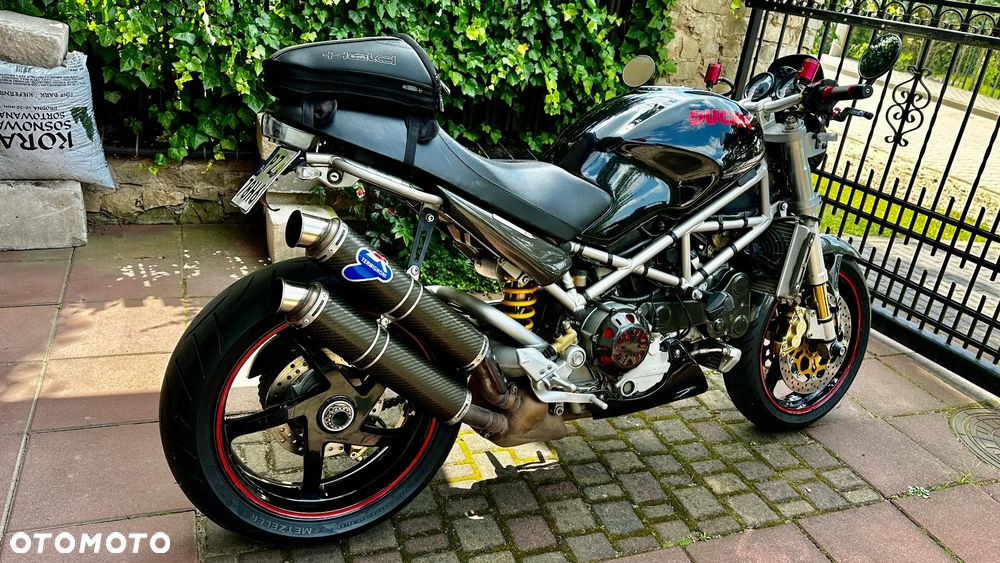 Ducati Monster - 1
