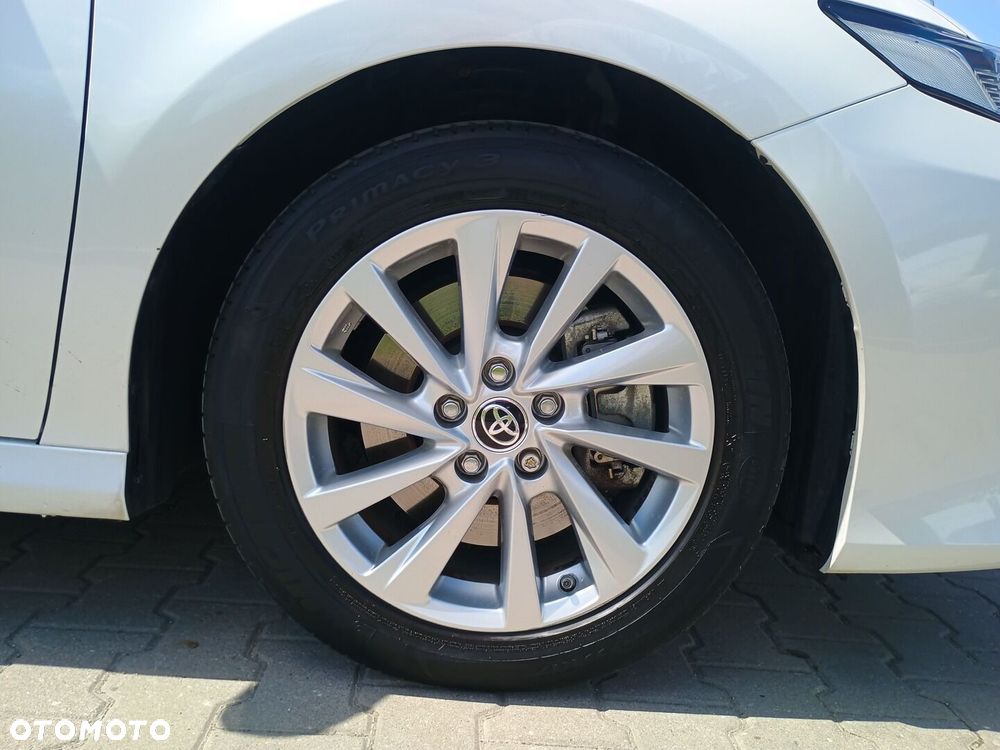 Toyota Camry 2.5 Hybrid Comfort CVT - 10