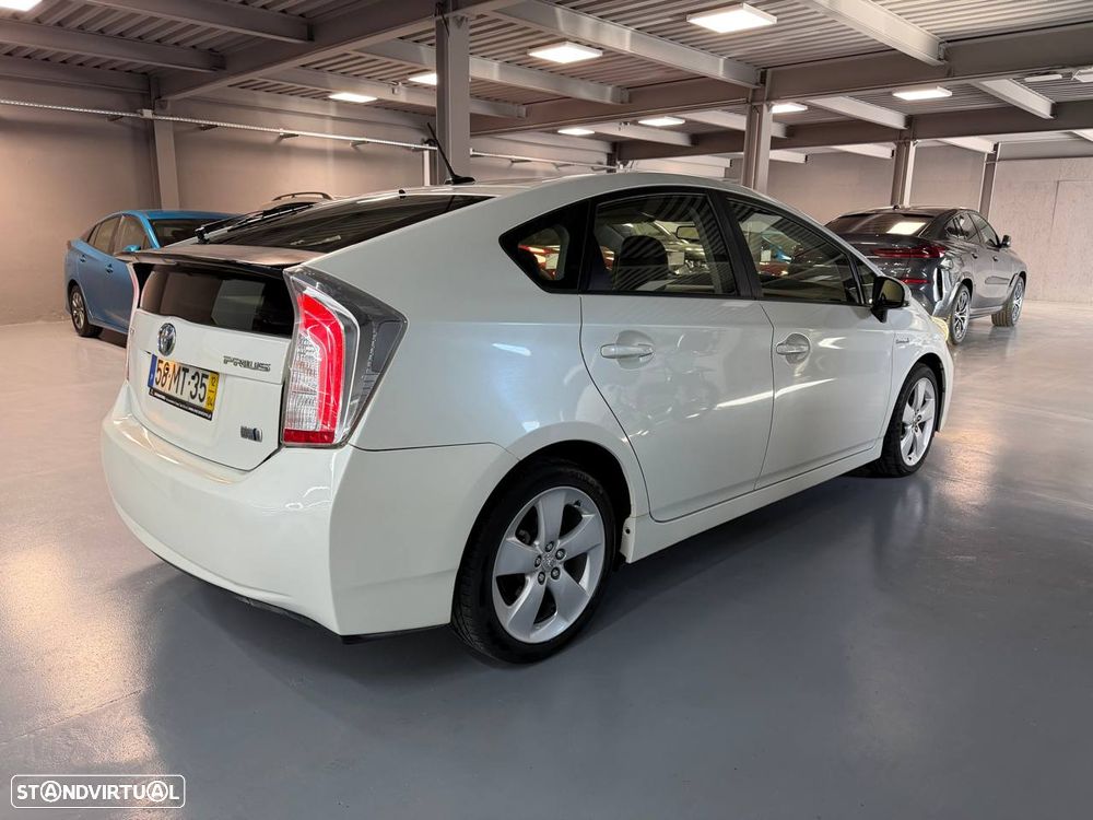 Toyota Prius 1.8 Premium P.Navi+Pele - 3