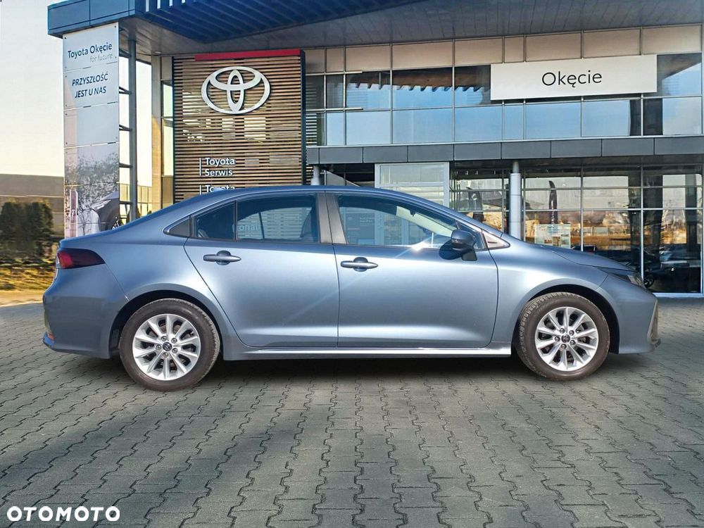 Toyota Corolla - 8