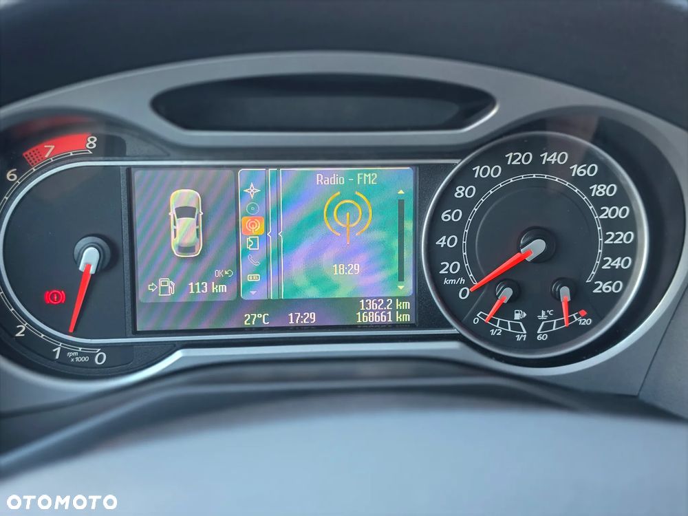 Ford Mondeo - 33