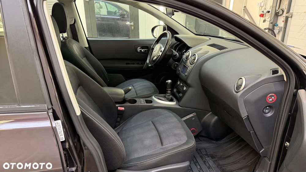Nissan Qashqai 2.0 tekna - 9