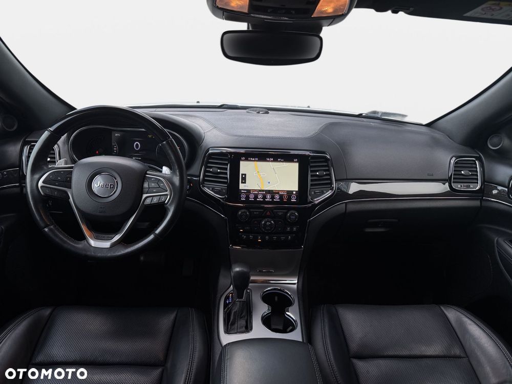 Jeep Grand Cherokee - 14