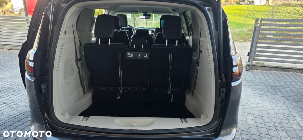 Chrysler Pacifica - 29