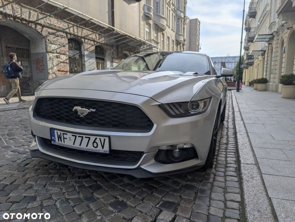 Ford Mustang 2.3 EcoBoost - 4