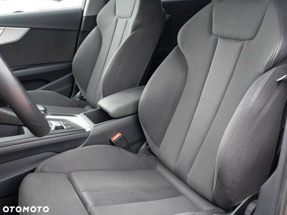 Audi A4 Avant - 12