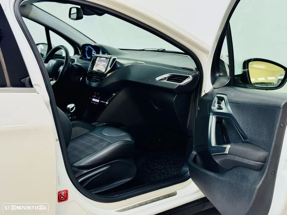 Peugeot 2008 1.6 BlueHDi Allure - 51