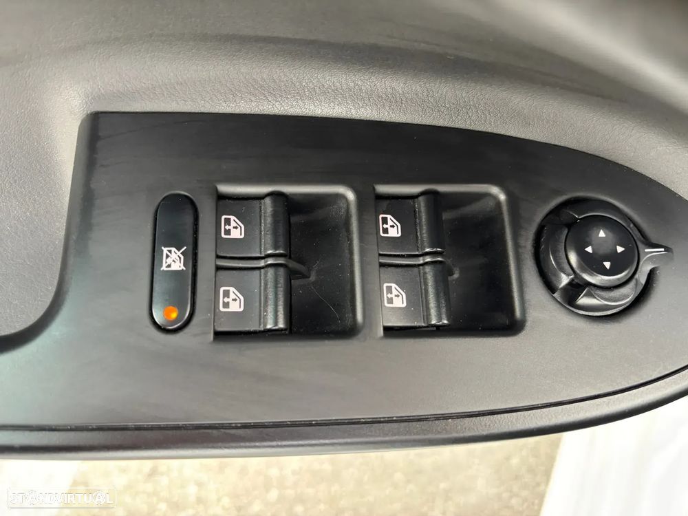 Alfa Romeo Giulietta 1.6 JTDM Super - 13