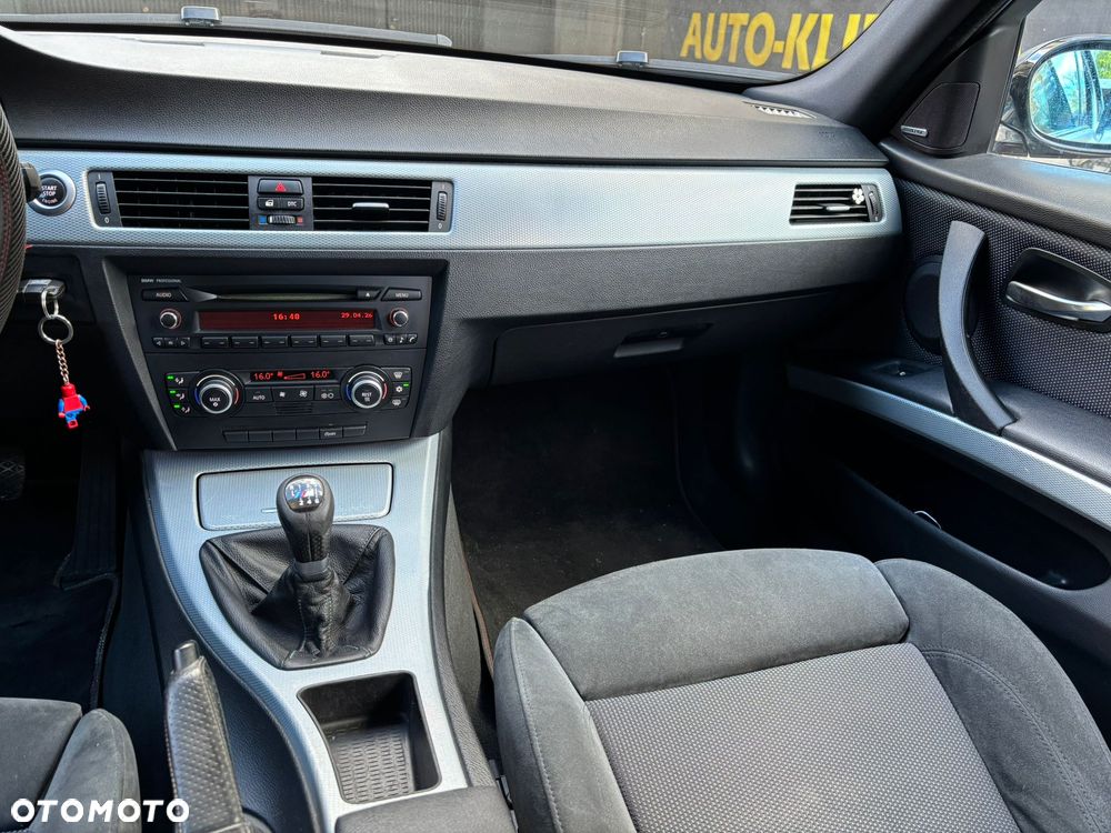 BMW Seria 3 - 12